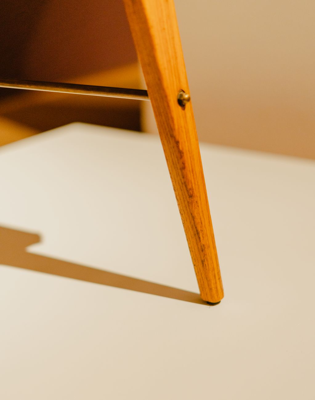 wobbly chair, tighten furniture, furniture fix