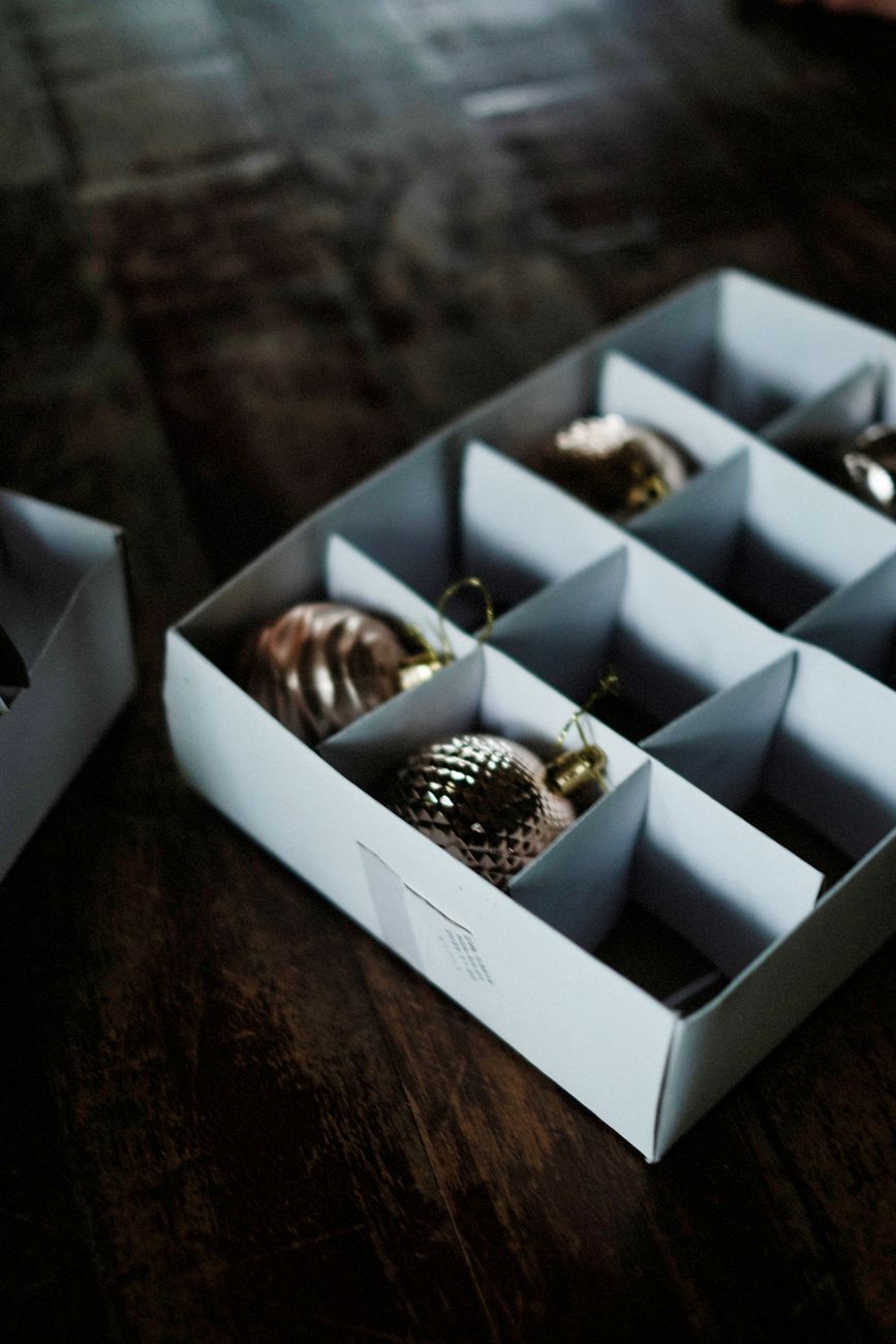 holiday storage, christmas storage, decoration storage