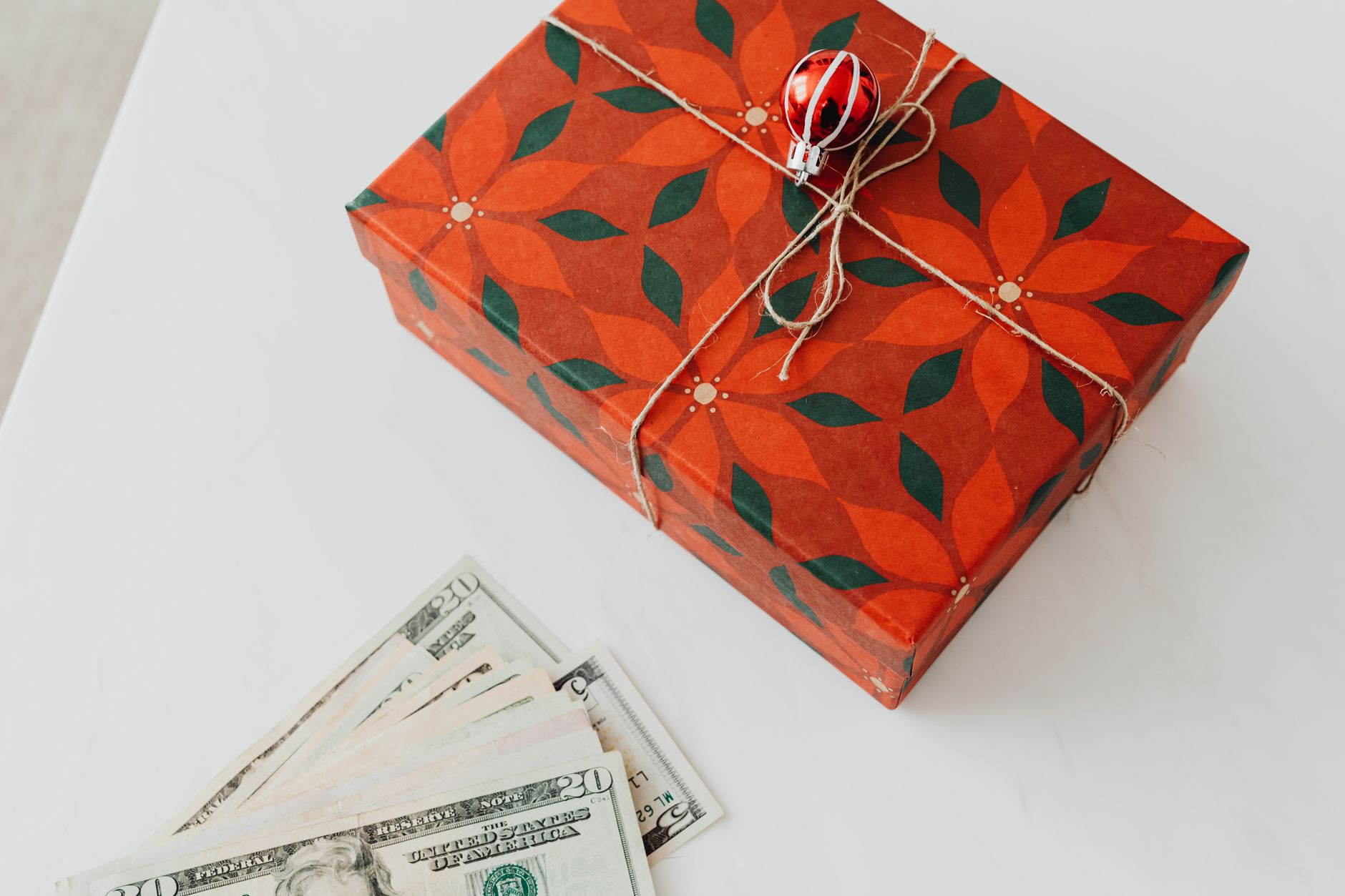 holiday gift budget, christmas budget, gift save