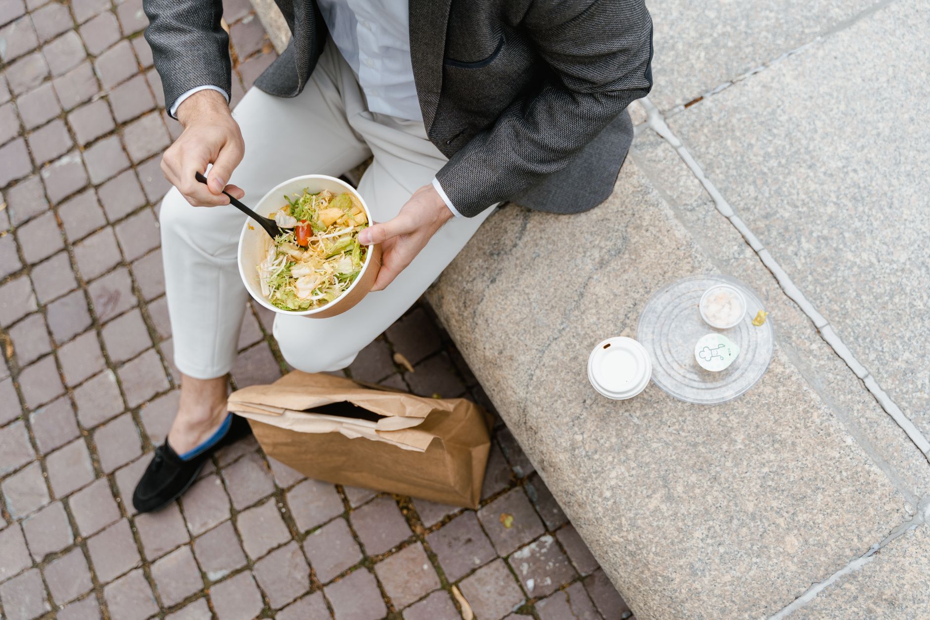 desk lunch, lunch break, eat away desk