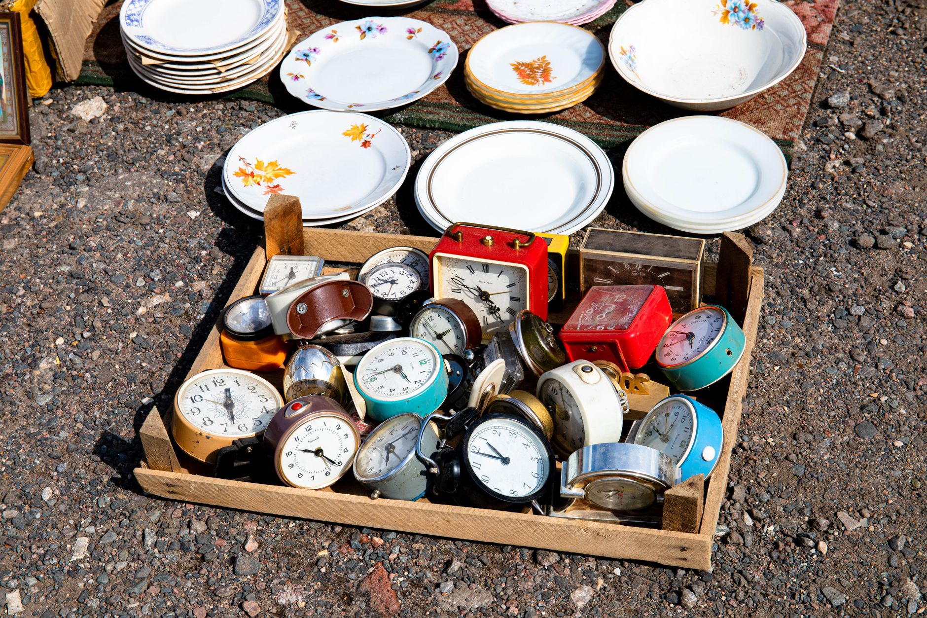 Vintage kitchenware finds at a thrift store