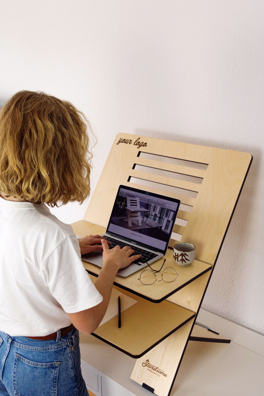 DIY standing desk, standing desk cheap, desk converter DIY
