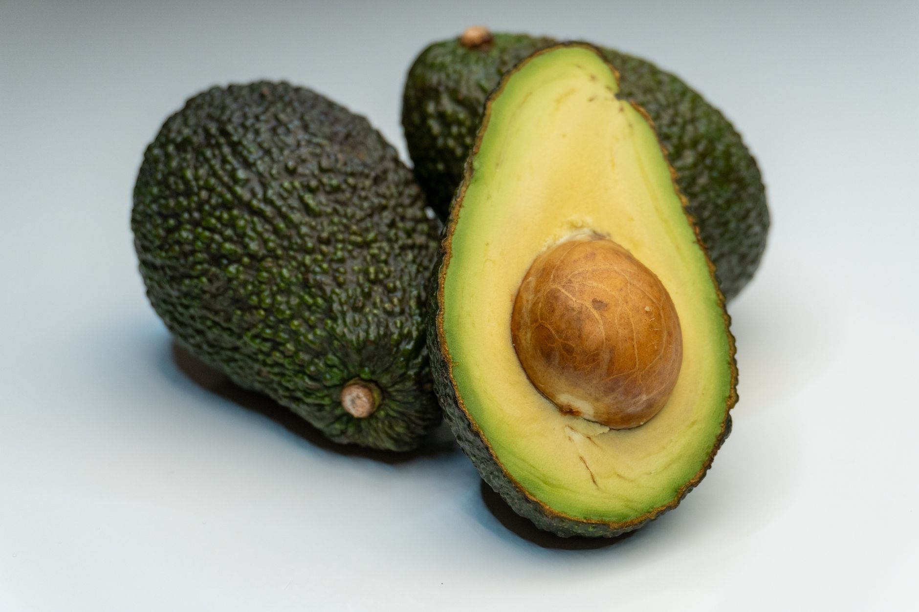 avocado, prevent browning, lime juice, storage, kitchen tip