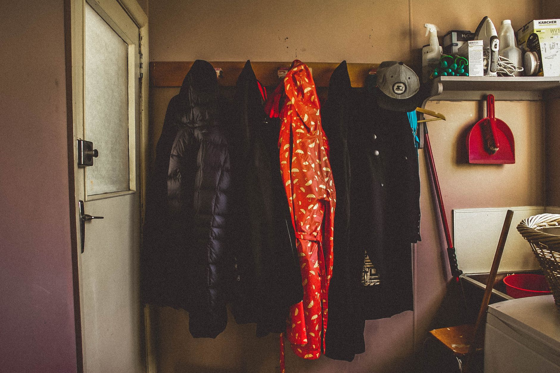 winter coats, storage, closet, seasonal, space saving
