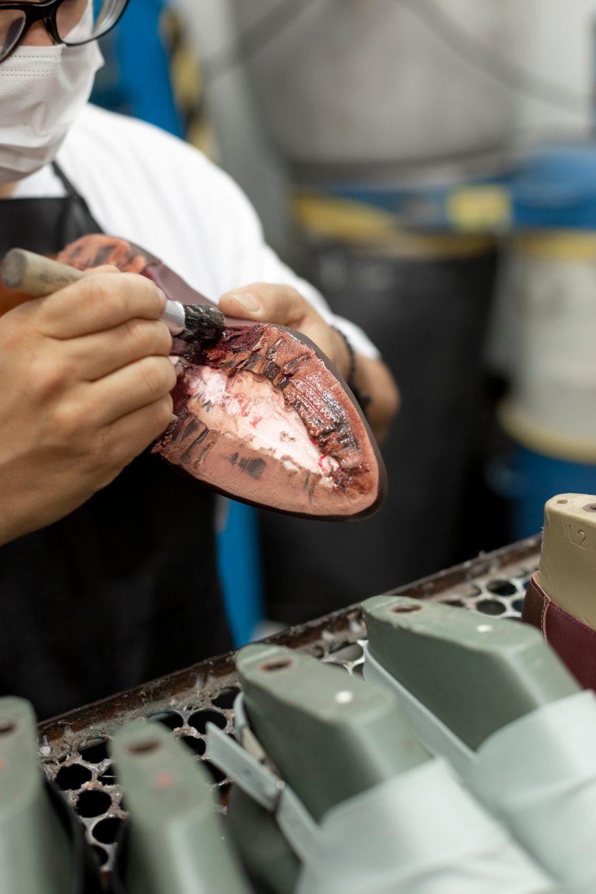 shoe repair, shoe glue, fix shoes, money save