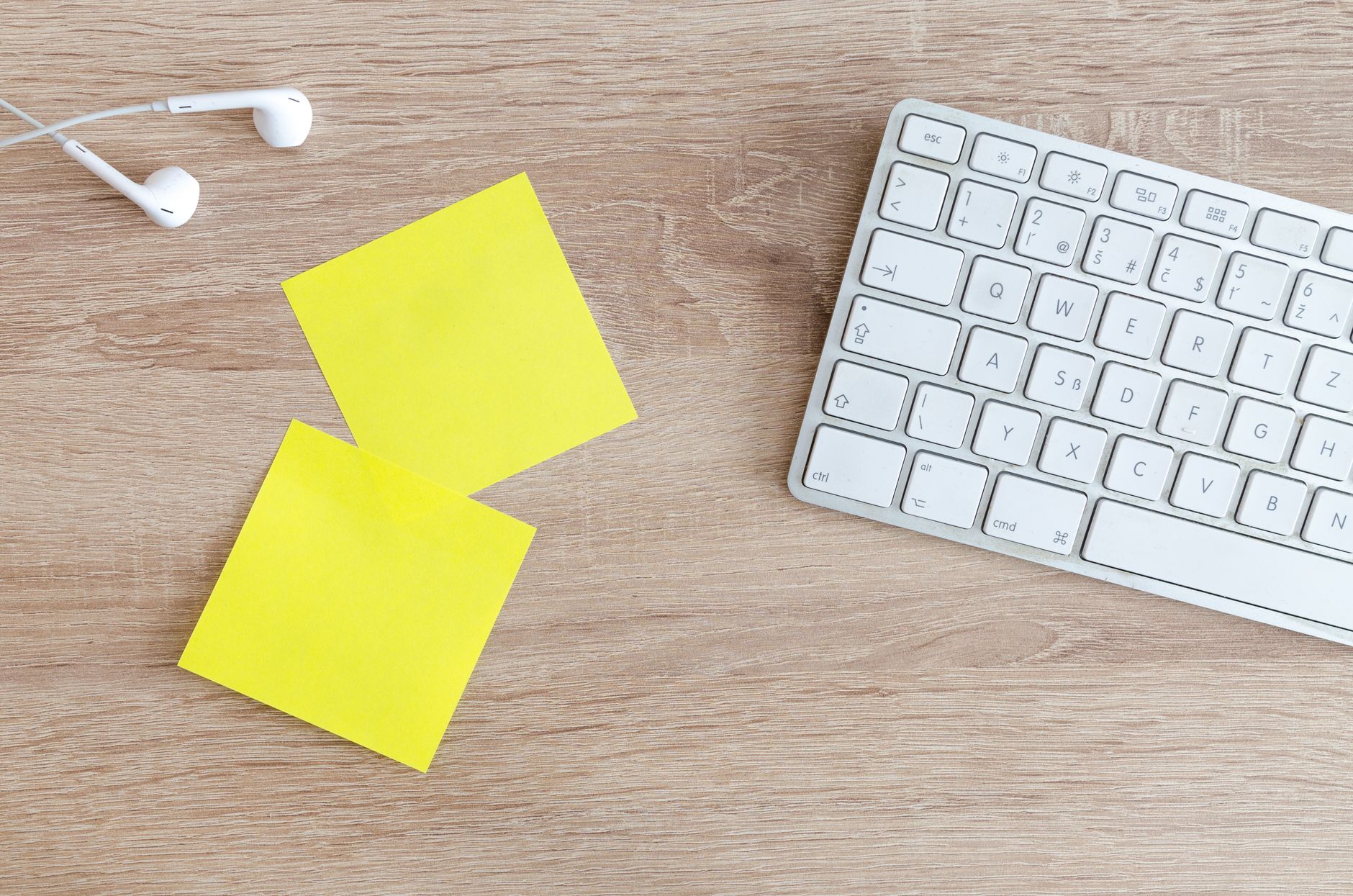 keyboard cleaning, sticky notes, tape, compressed air alternative, desk tools