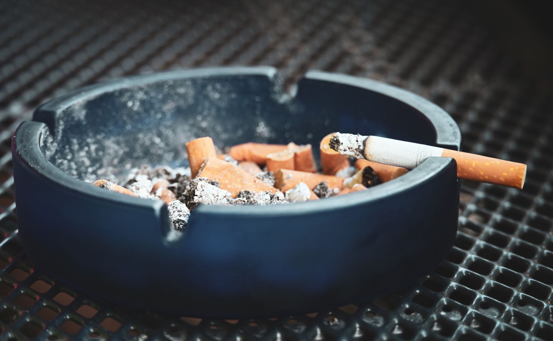 air purifier, cigarette smoke, HEPA, activated carbon, apartment neighbor smoke
