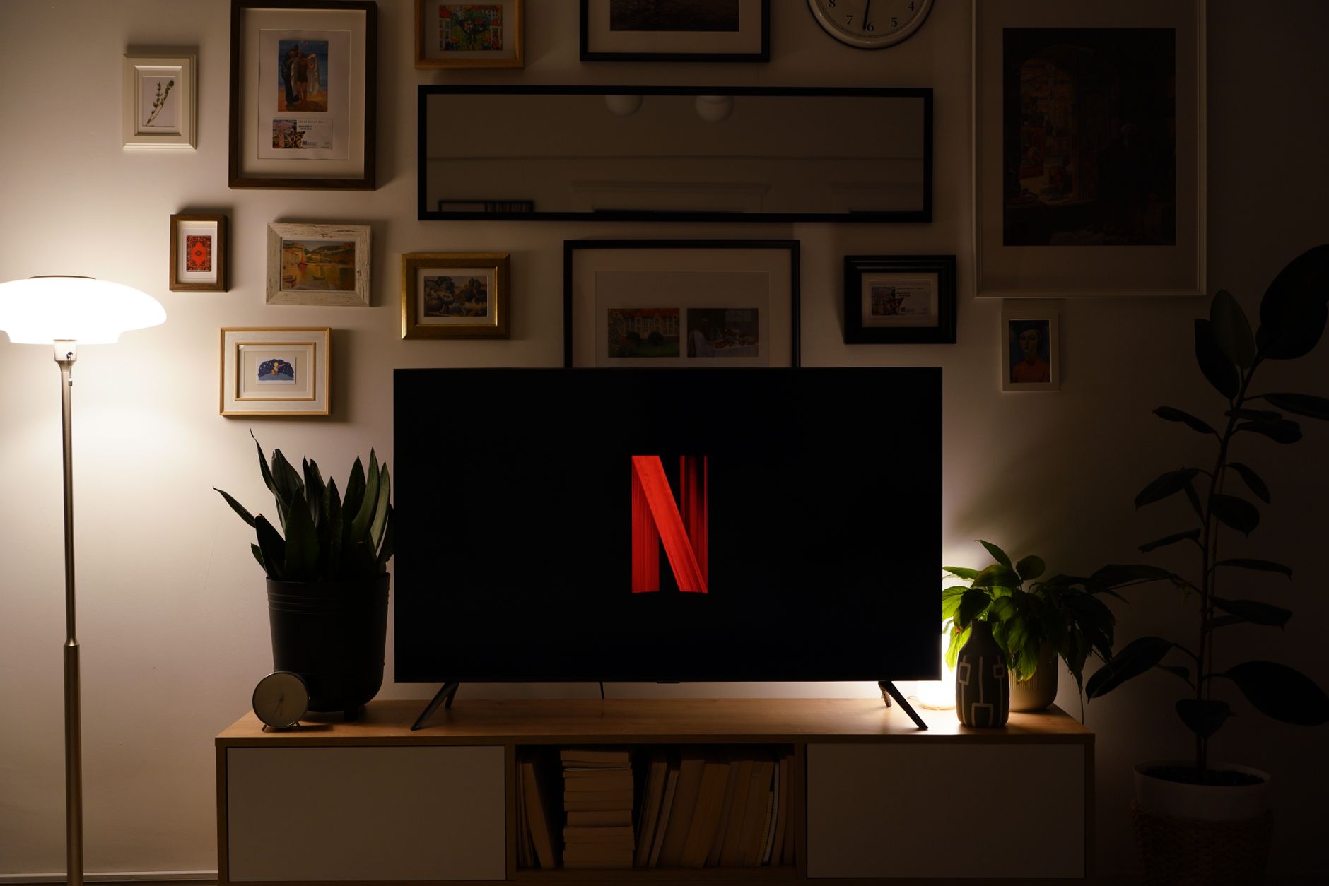 chromecast tips tricks hidden