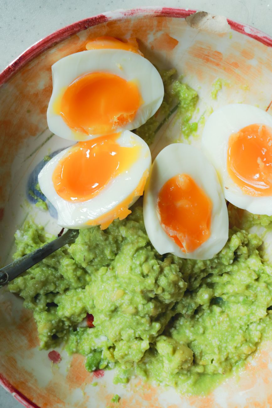 boiled eggs, green yolk, ice bath, perfect eggs, overcooking prevention