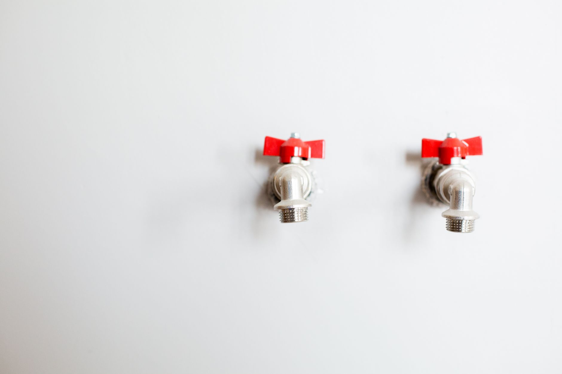 leaky faucet, faucet repair, DIY plumbing, water save