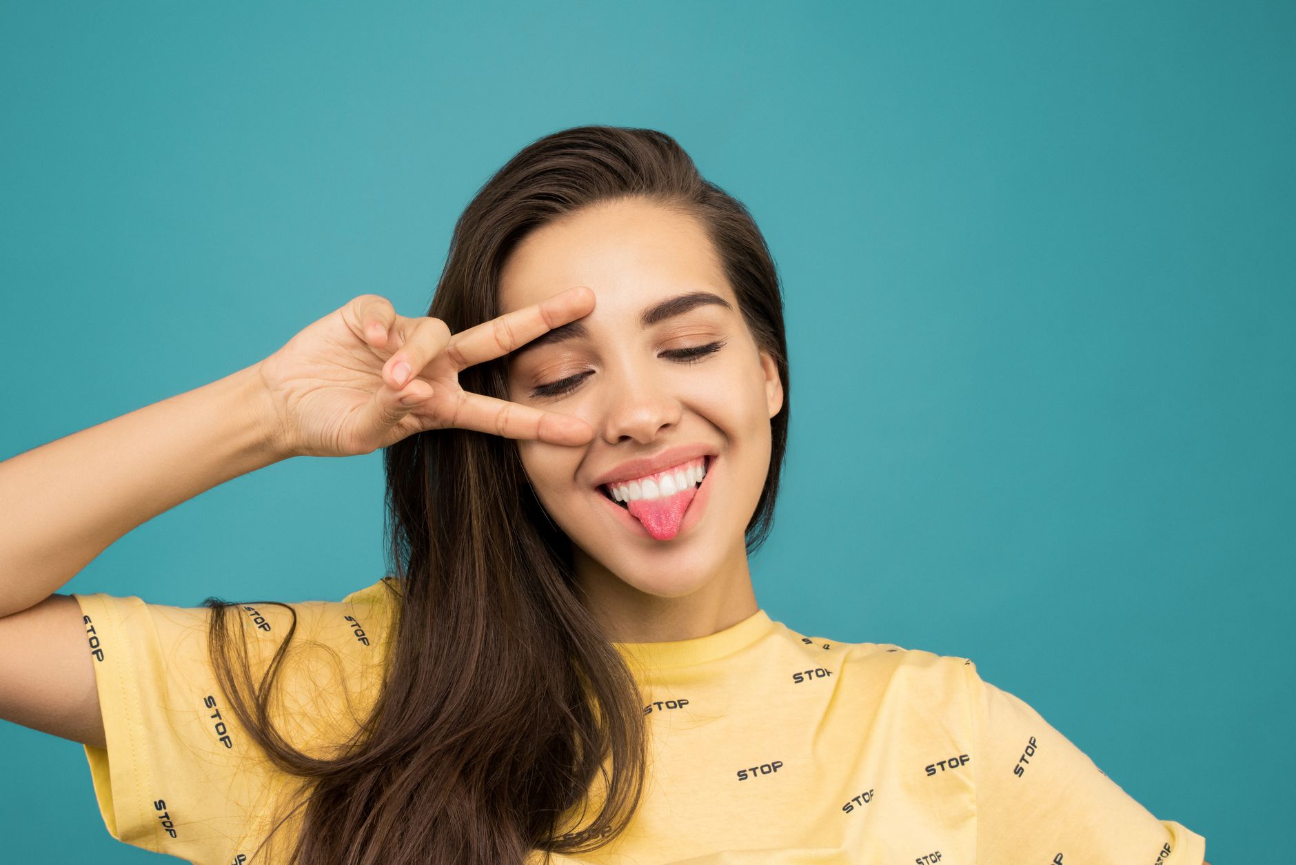 tongue posture, mewing, roof of mouth, neck alignment, forward head fix