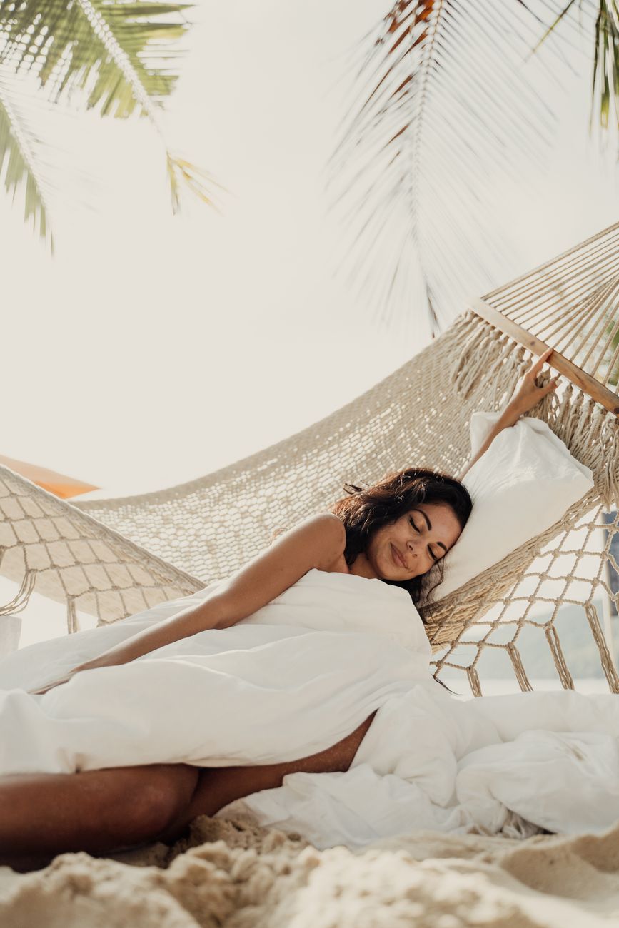 cool sleeping, summer, hot nights, bedroom, fan placement