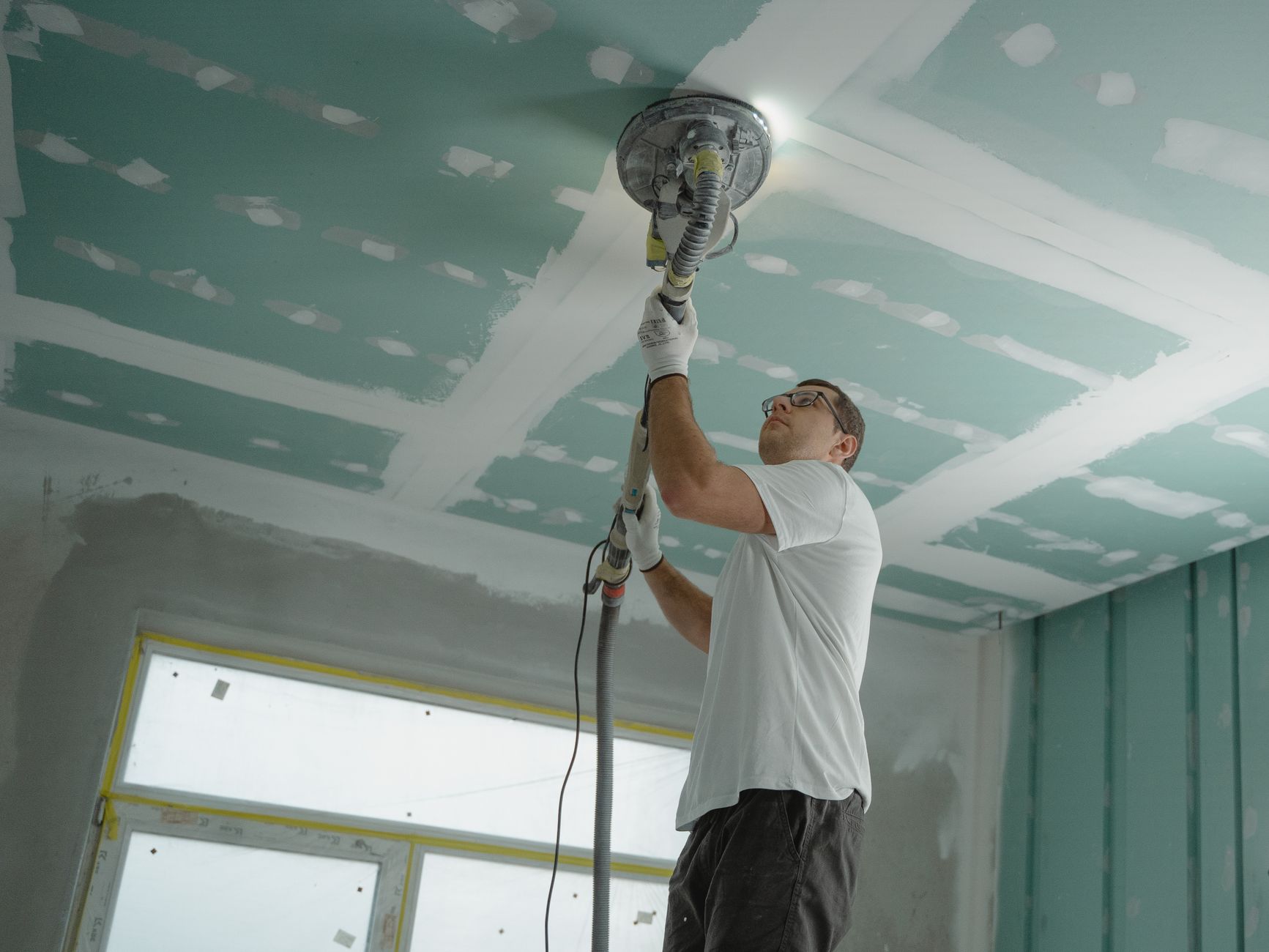 drywall dust, magnet, plastic bag, dust catcher, clean drilling