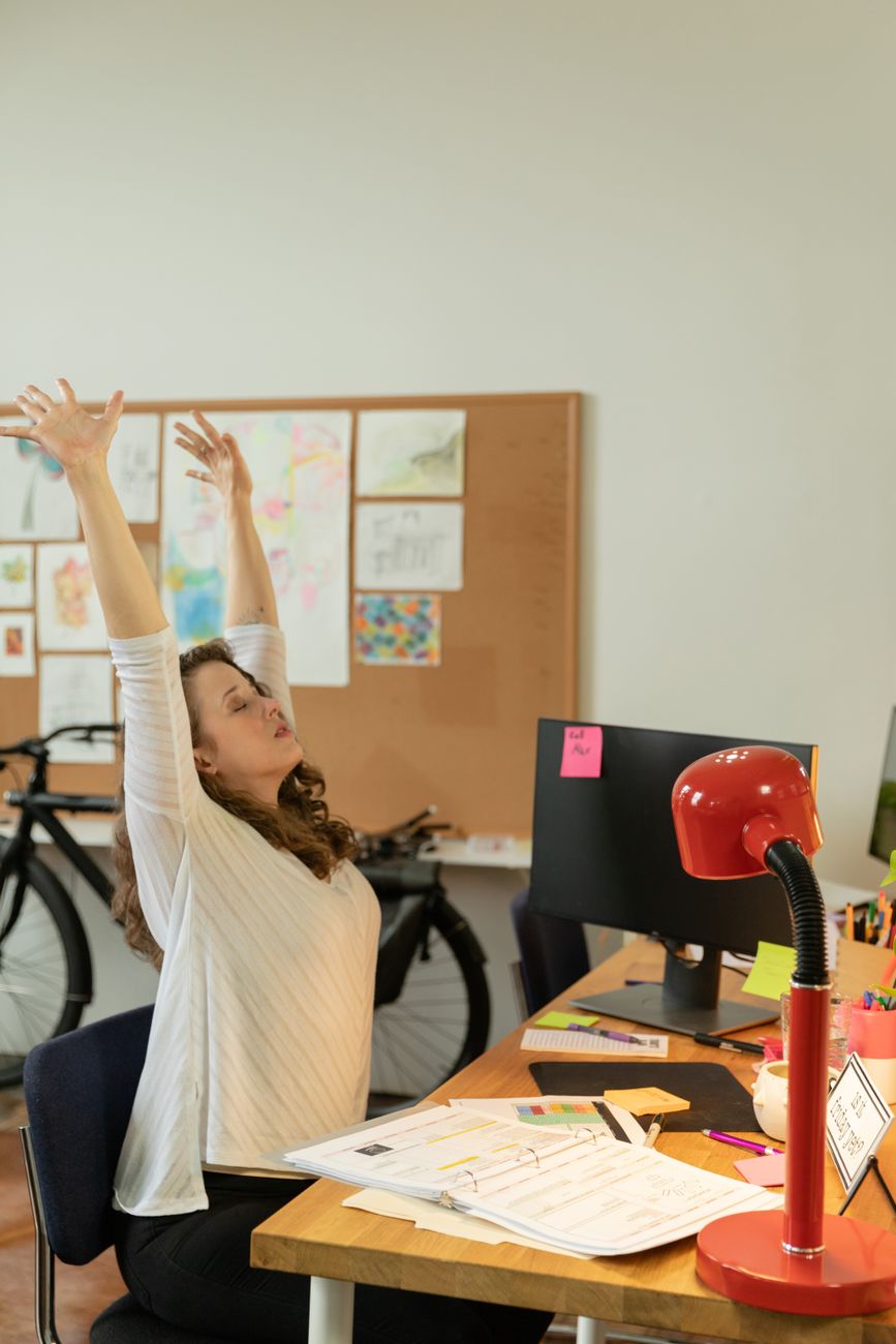 desk stretch, office worker, neck release, hip flexor, five minutes