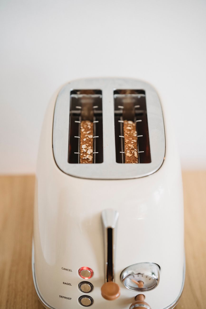 toaster, even browning, bagel setting, wide slots, consistent toast