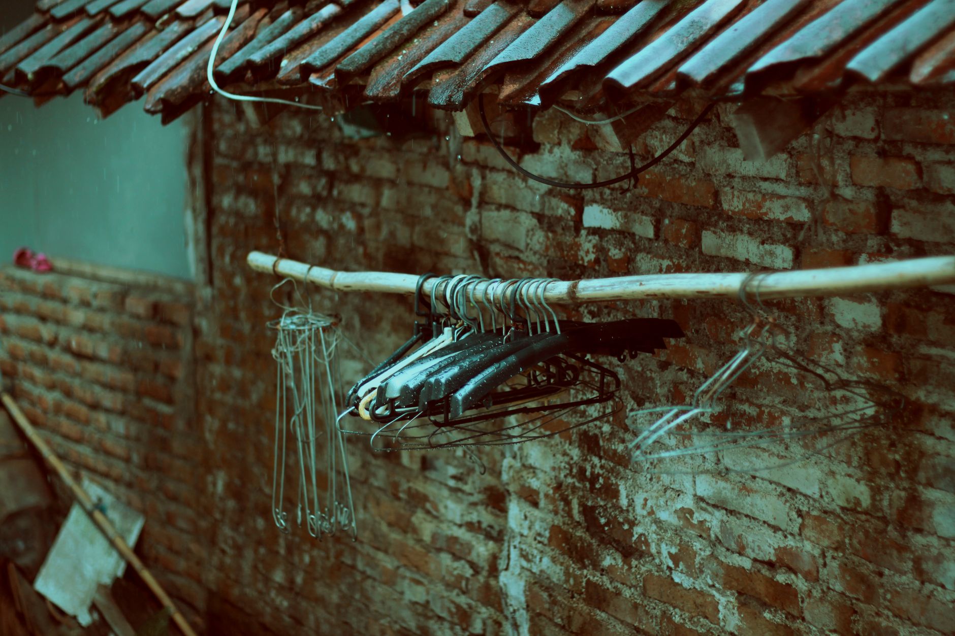indoor drying, dehumidifier alternative, laundry in rain