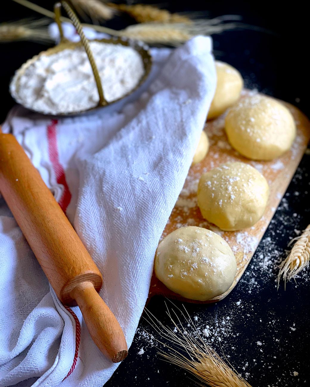 measuring without cups, kitchen math, scale baking, measurement hack, cooking shortcut