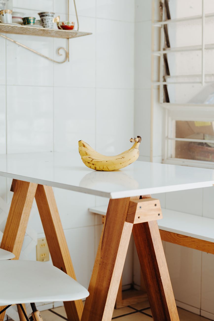 keep bananas fresh, banana storage, food waste, kitchen hack, produce tip