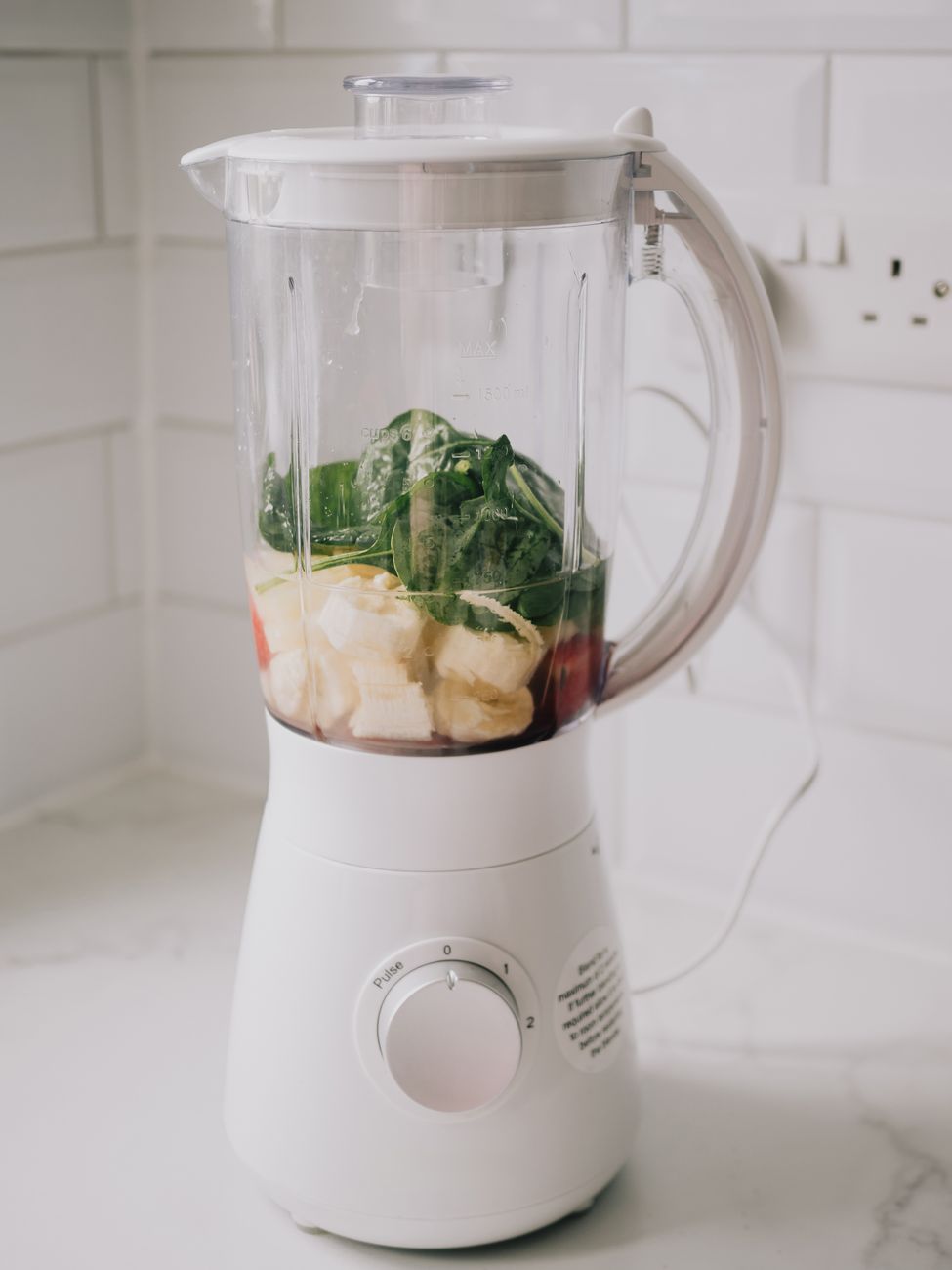 budget blender review, affordable blender, smoothie blender, cheap vs expensive blender, Ninja vs Vitamix