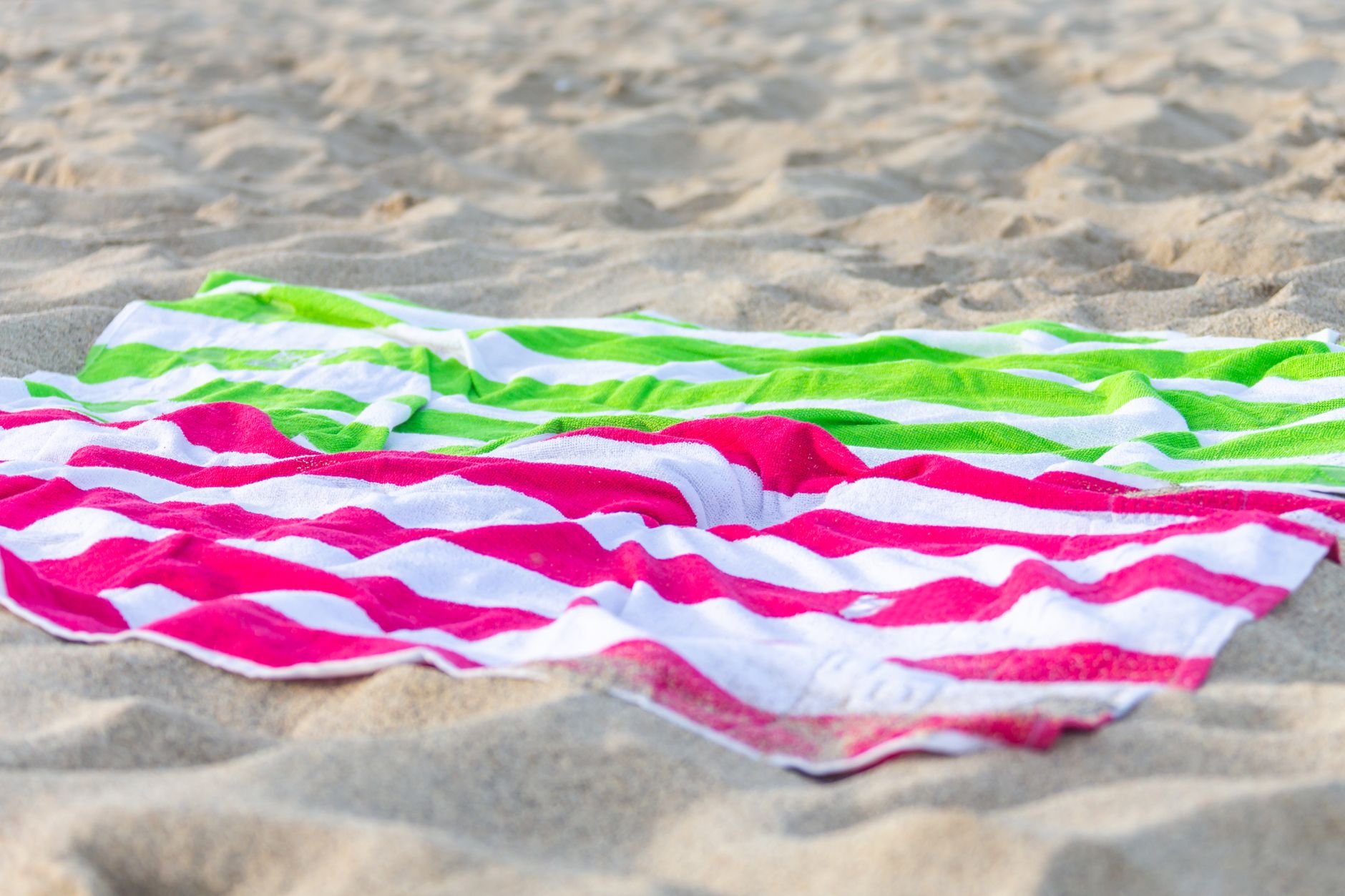beach sand, remove, clean, car, summer