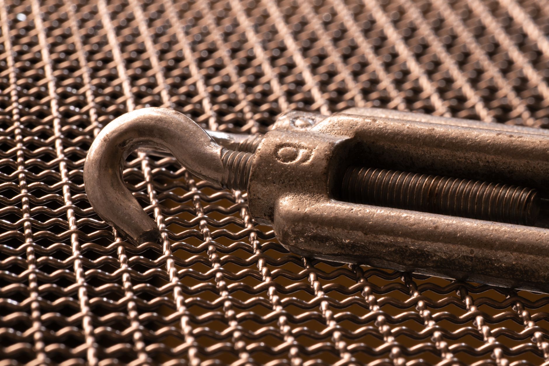 sagging gate, turnbuckle, fence gate, hinge fix, anti sag, outdoor diy
