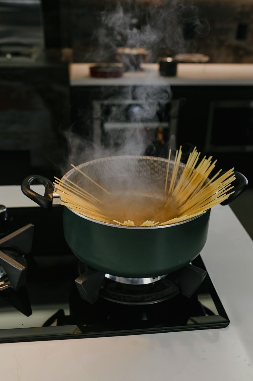 pasta boiling, boil over, kitchen, stovetop, pot