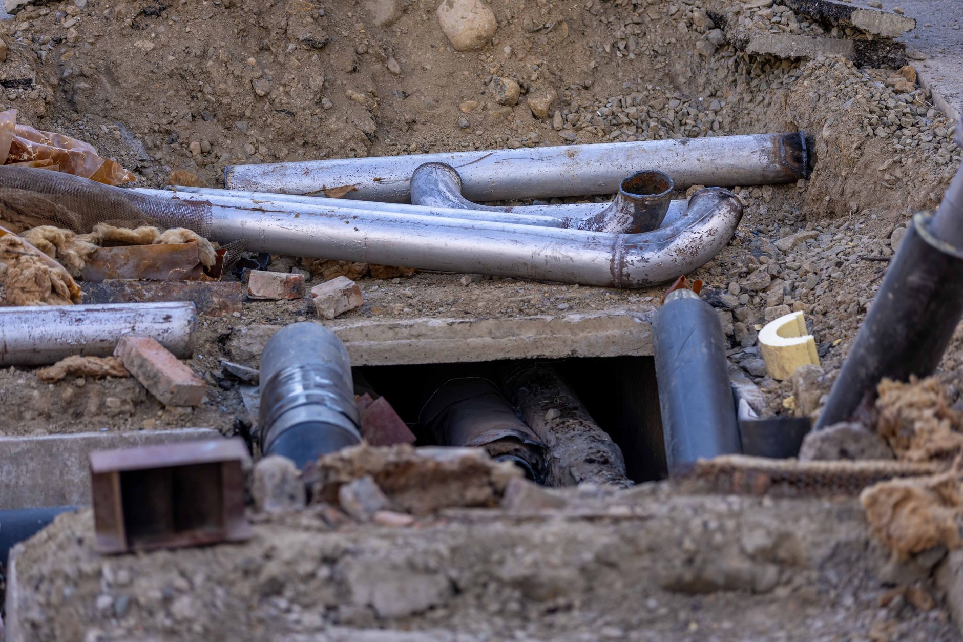 noisy pipes, foam insulation, water hammer, plumbing fix, quiet pipes