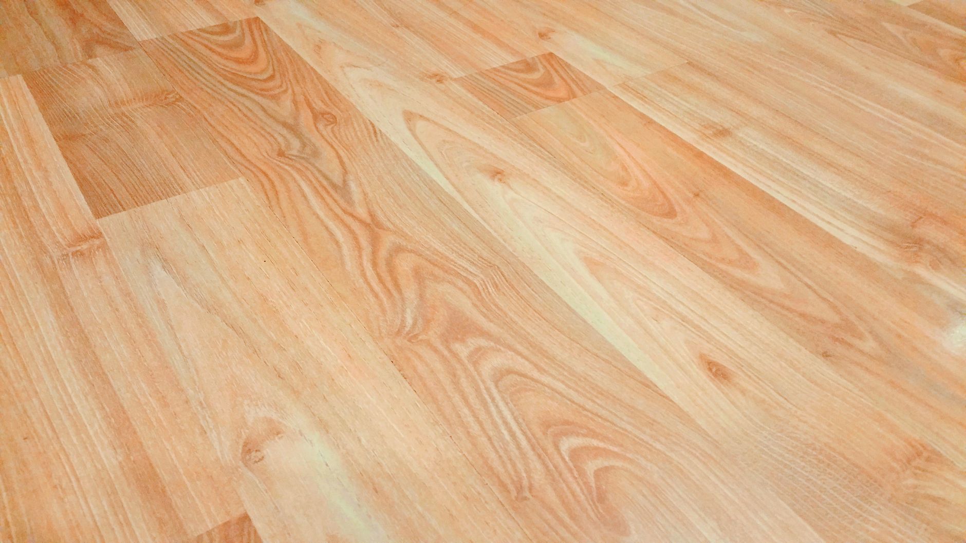 vinyl tile, cracked flooring, vinyl repair, floor patch, home floor