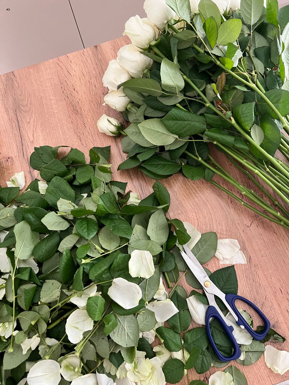 cut flowers, summer flowers, flower care, vase tips, fresh flowers