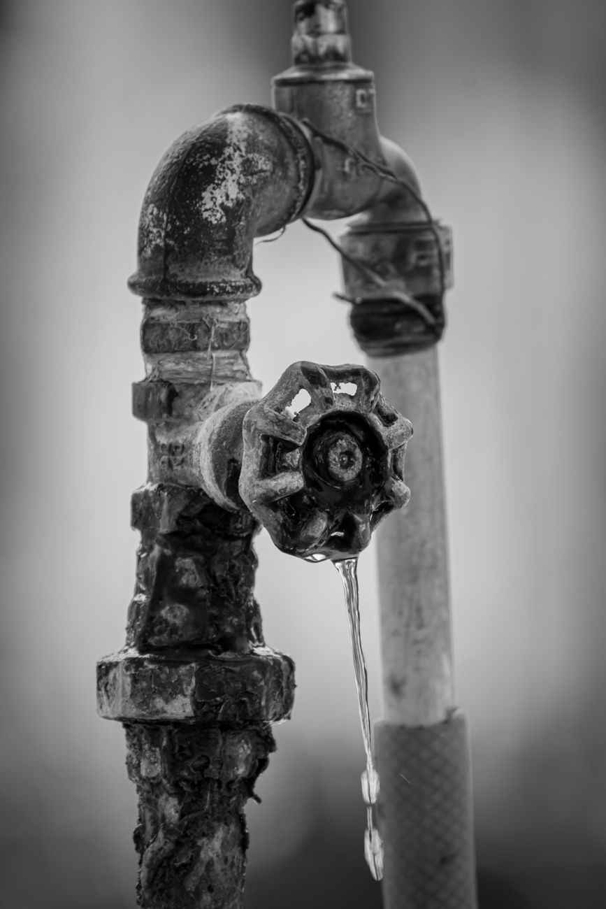 lower water bill, leak detection, low flow fixtures, save water, utility bill hack