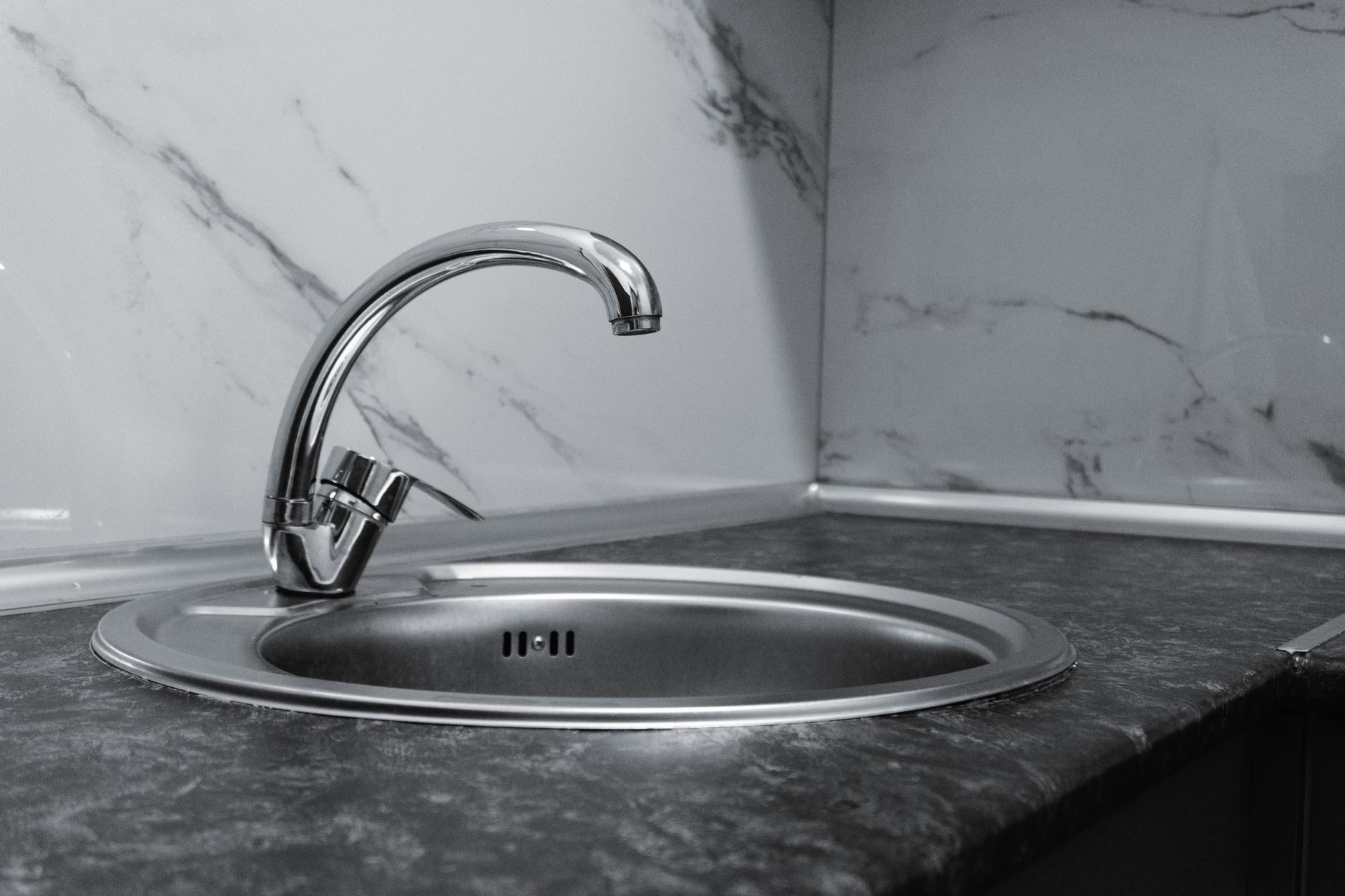 stainless steel sink, pantry cleaning, olive oil, vinegar, no chemicals