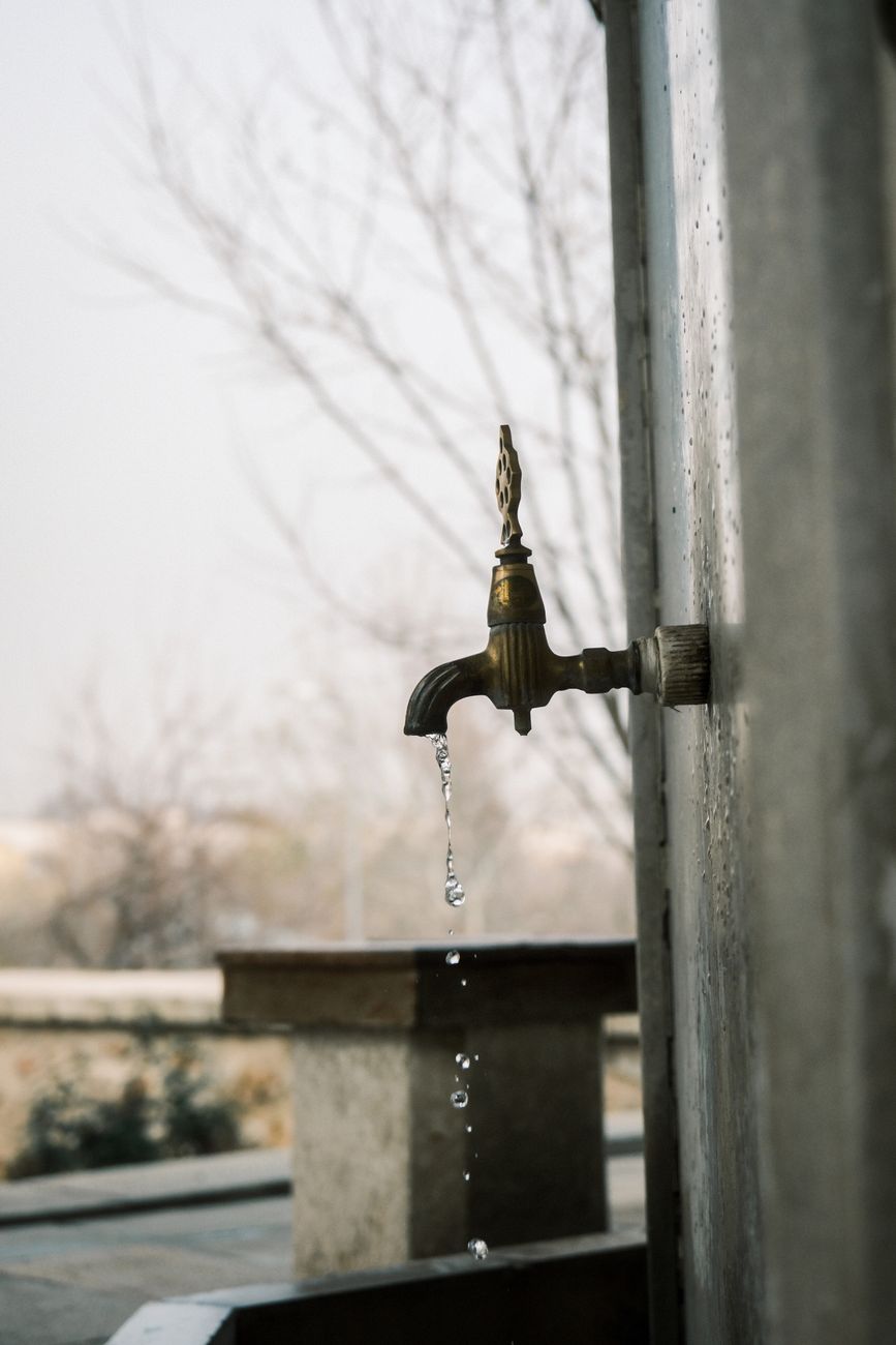 freeze proof faucet, winterizing, outdoor plumbing, pipe insulation
