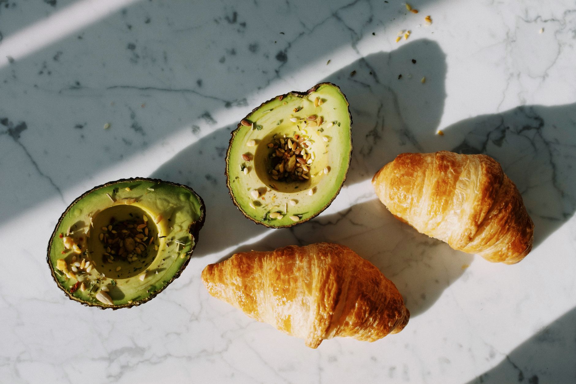 ripen avocado, oven method, brown bag, microwave avocado, fast ripening