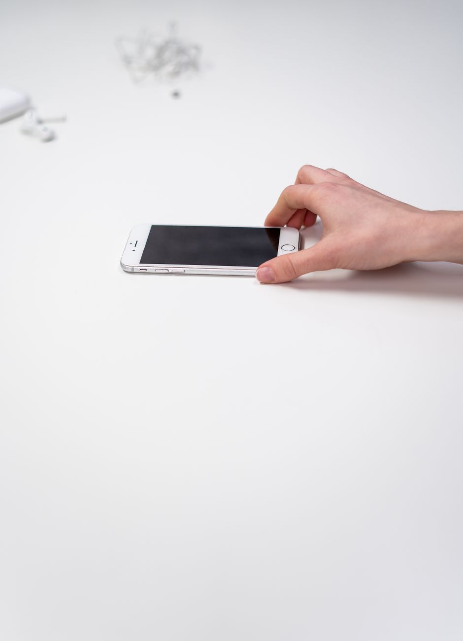 phone cleanup, cache clear, phone fast, tech tip