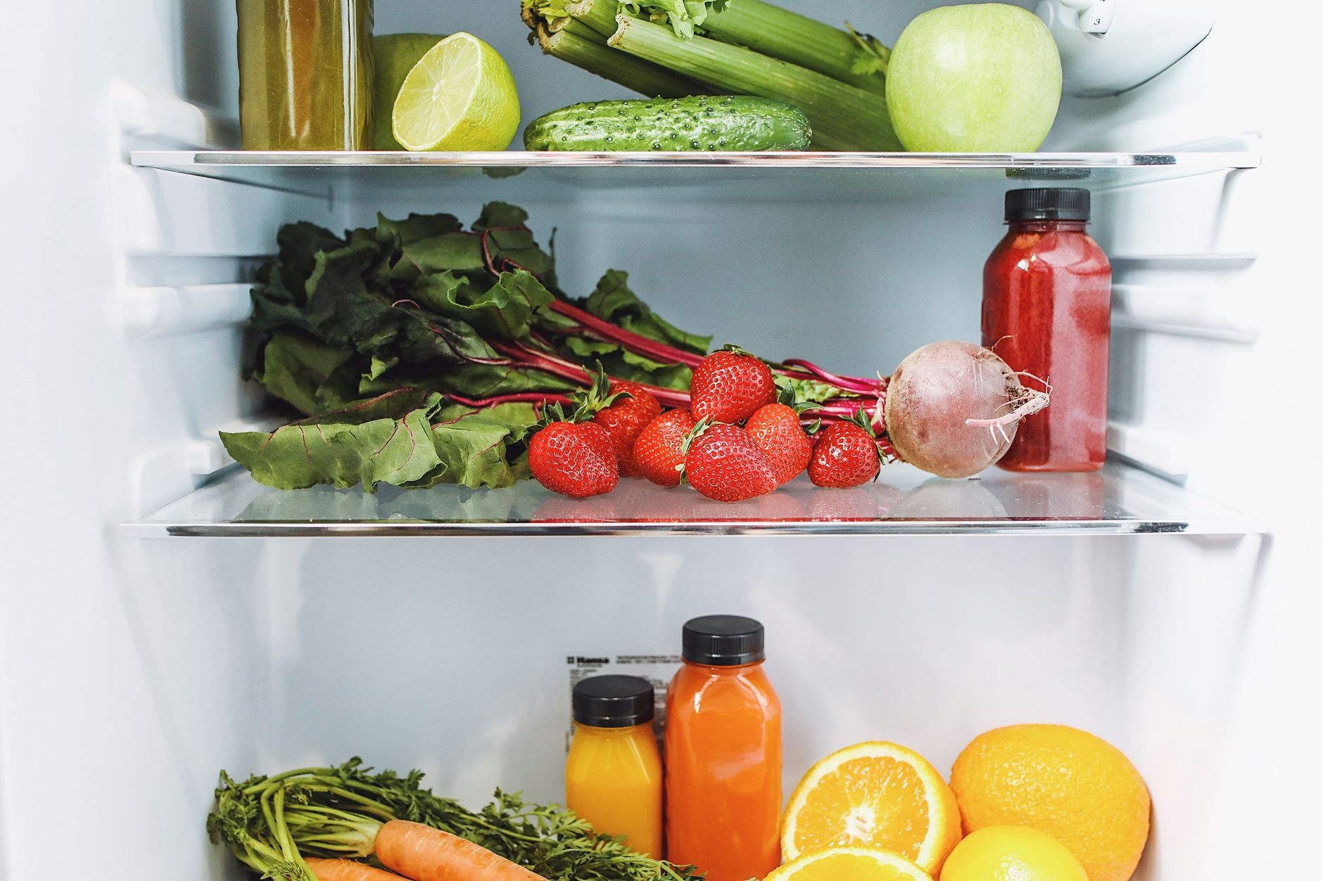 cut vegetables storage, veggie crisp, produce container, meal prep veg, fridge