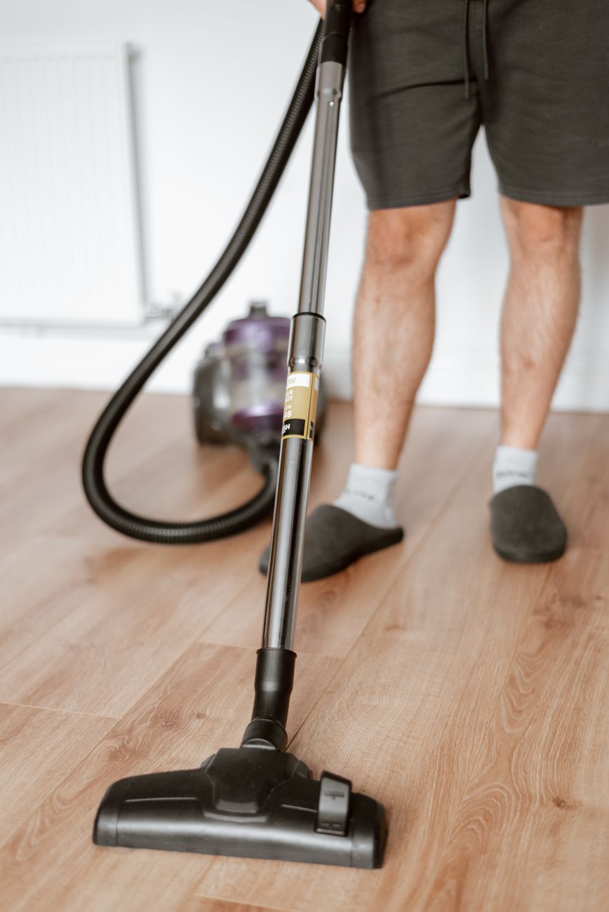 vacuum smell fix, clean vacuum filter, odor removal, vacuum maintenance, dust smell