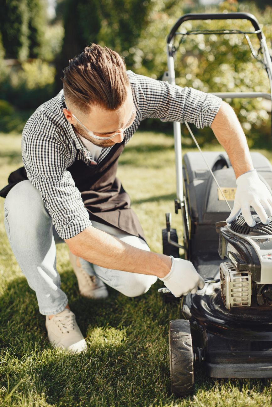 lawn mower winter, gas stabilizer, mower storage, fall maintenance