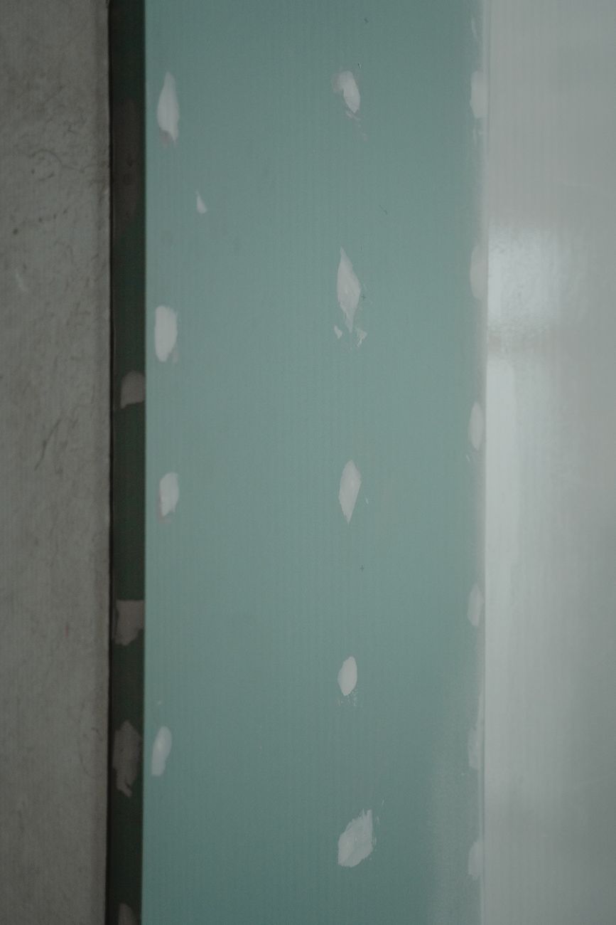 drywall hole, patch, spackle, repair, wall fix