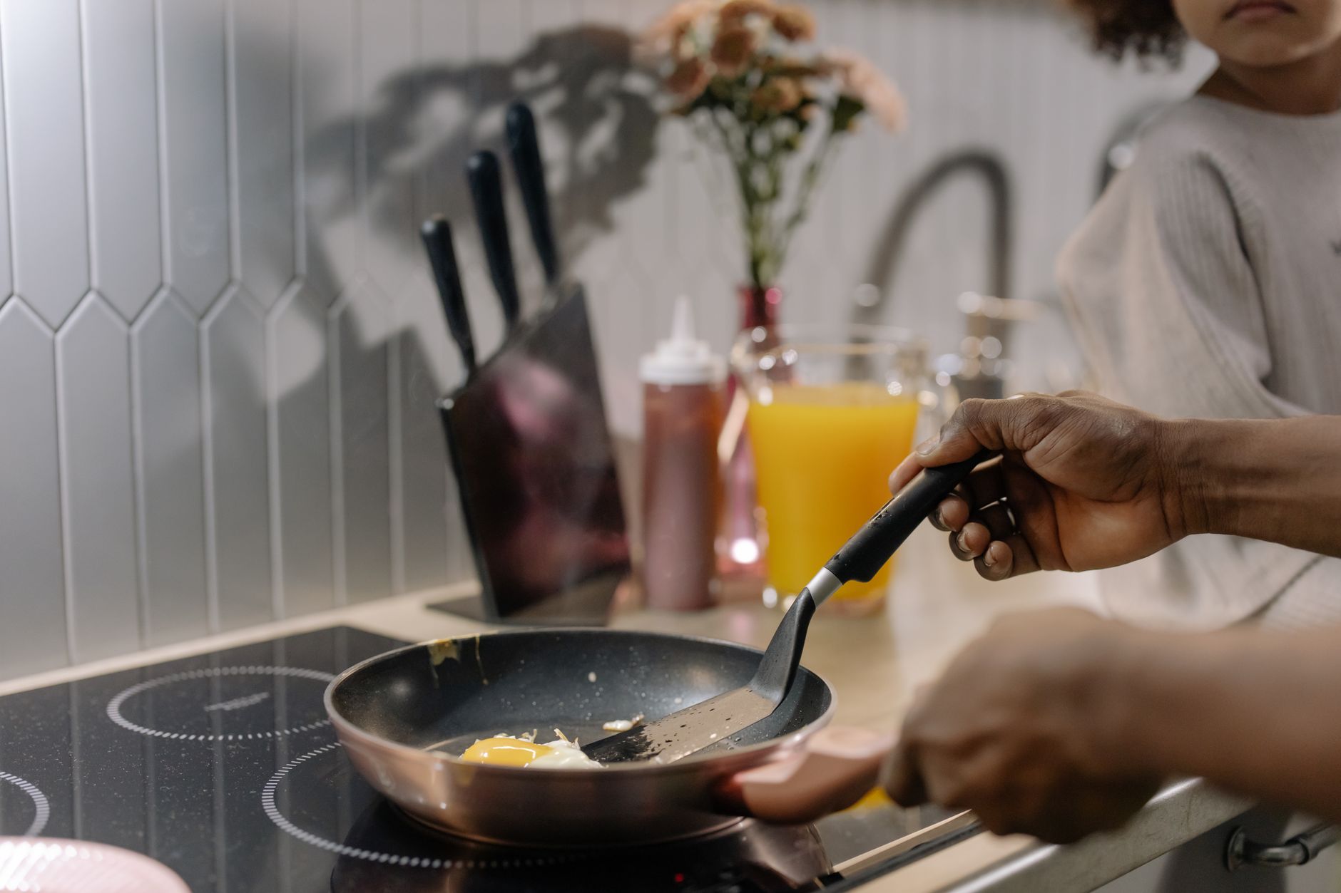 nonstick pan sticking, cooking spray damage, high heat, metal utensils, pan care