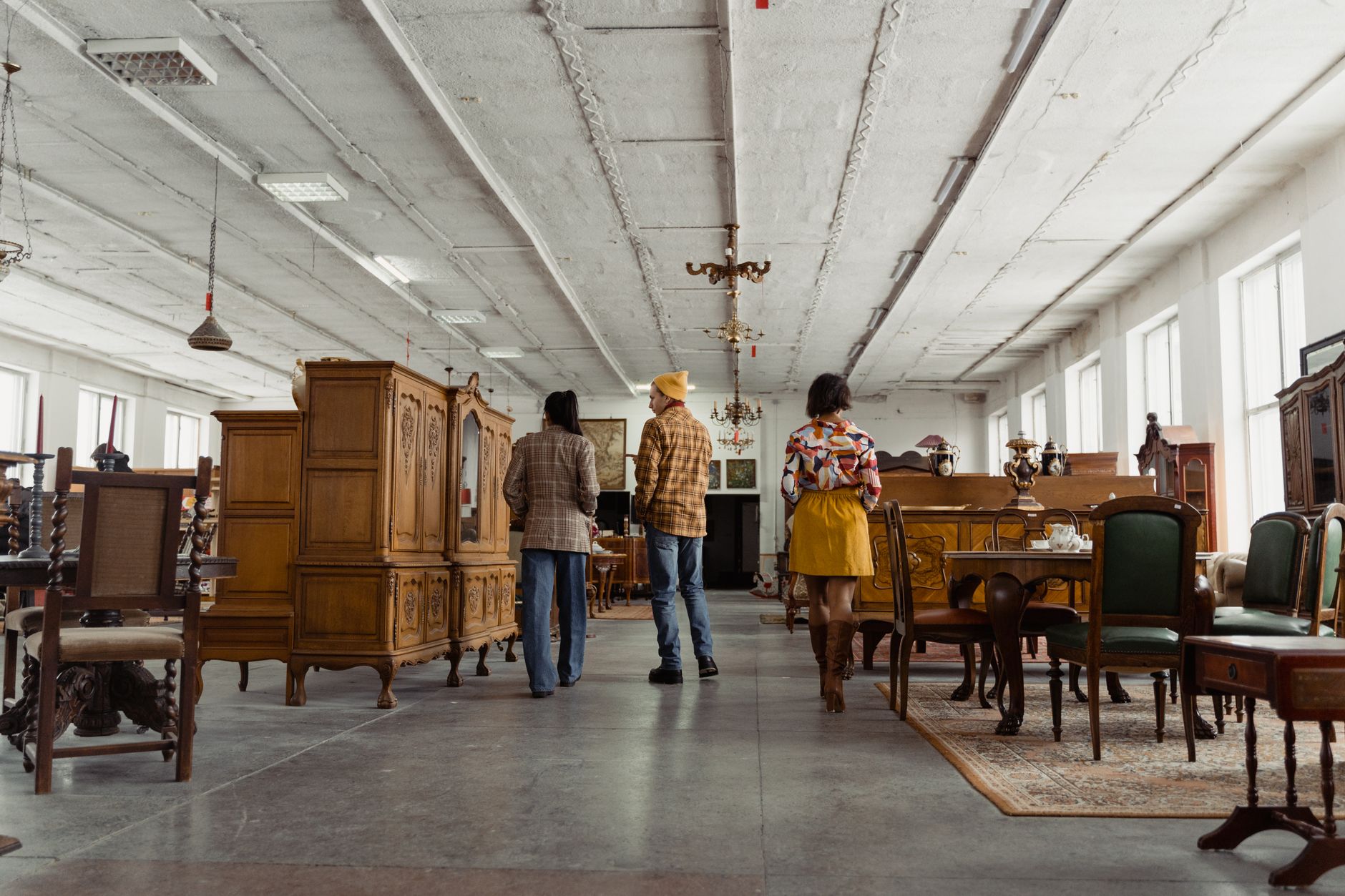used furniture, bedbugs, save money, thrift, secondhand