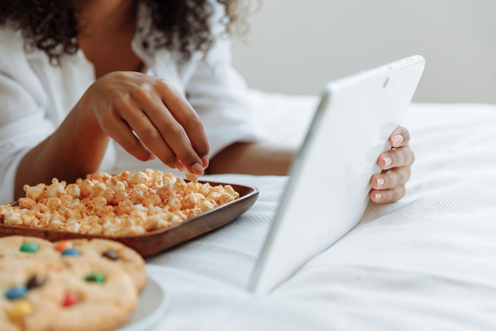 mindless eating, snack control, wfh health, portion control, healthy tips
