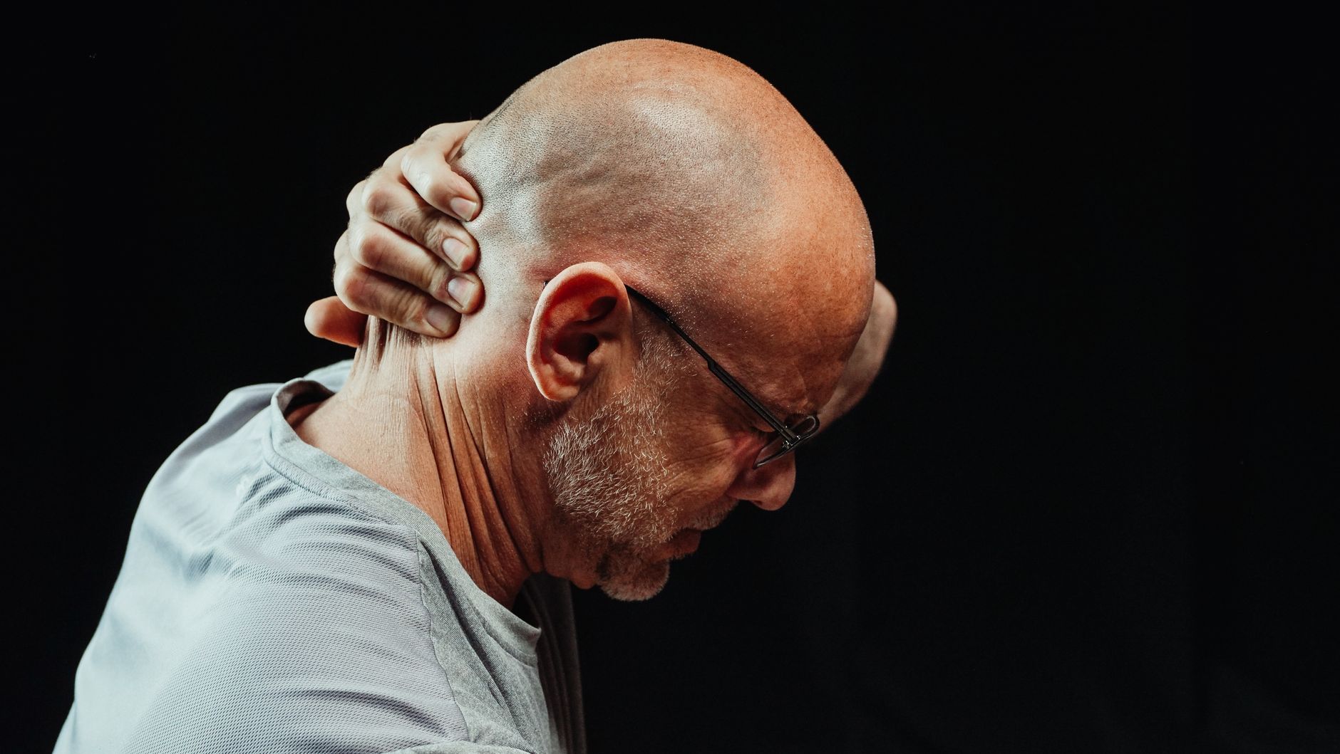 tech neck, neck pain, phone posture, stretch