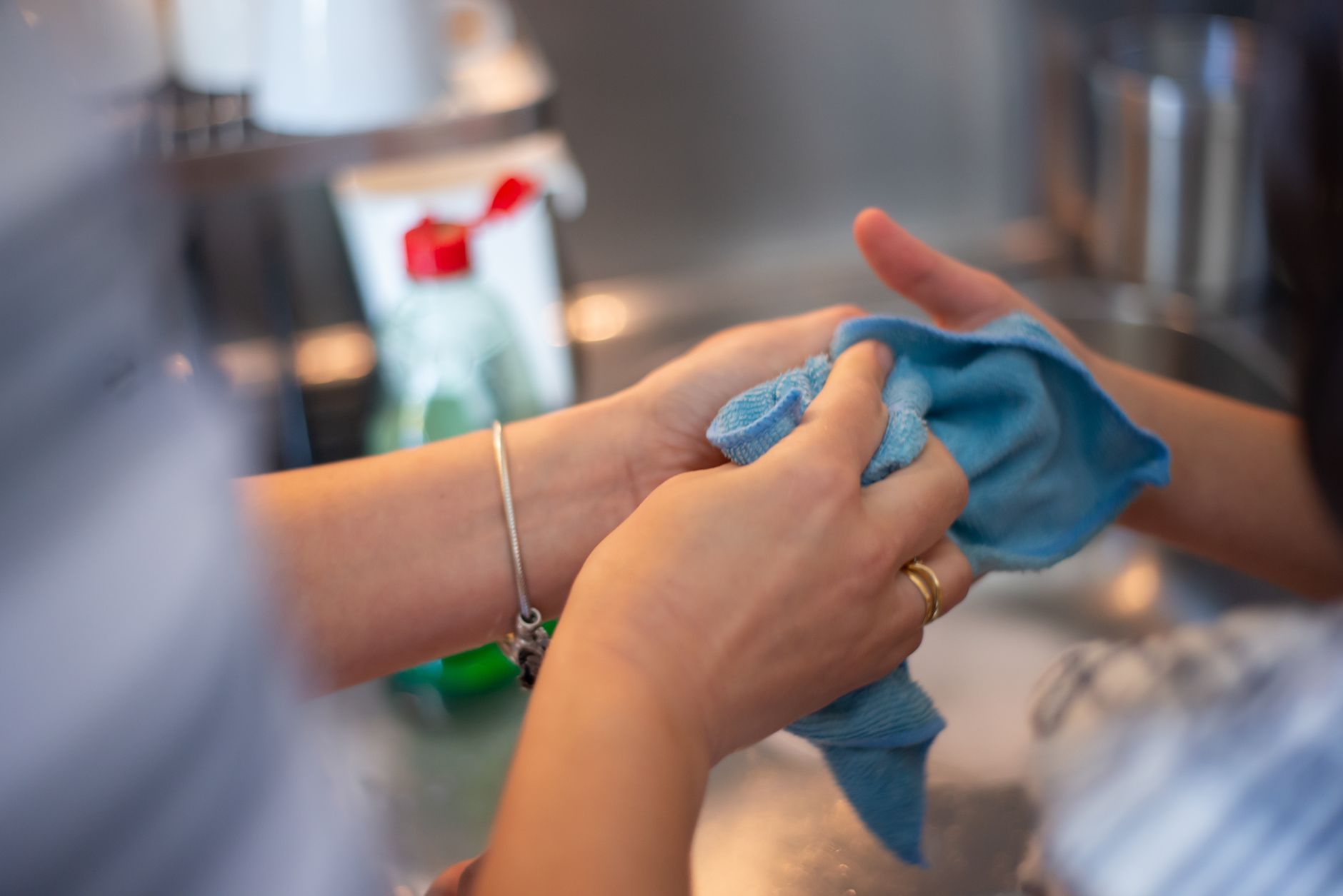 paper towels, washable rags, save money, reusable, kitchen