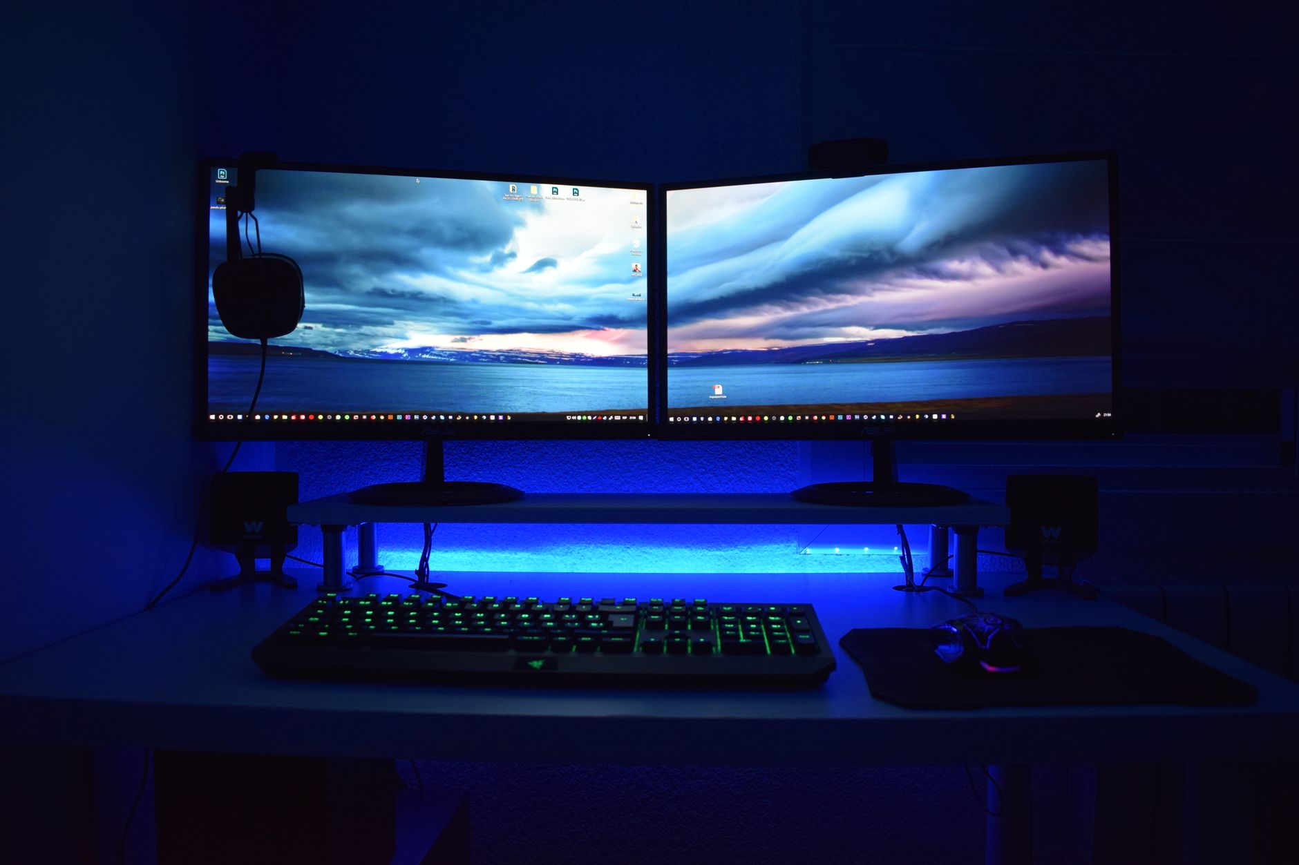 second monitor, tablet as monitor, screen sharing, dual screen
