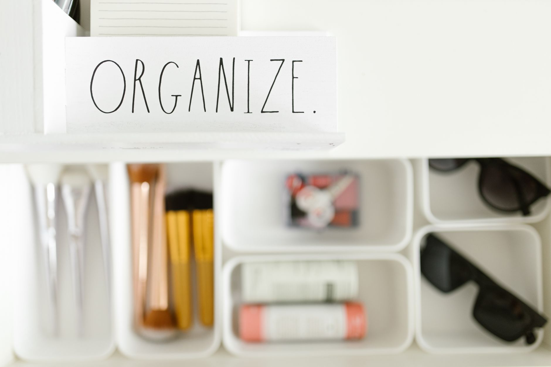 junk drawer, declutter, organization, drawer dividers, quick organizing