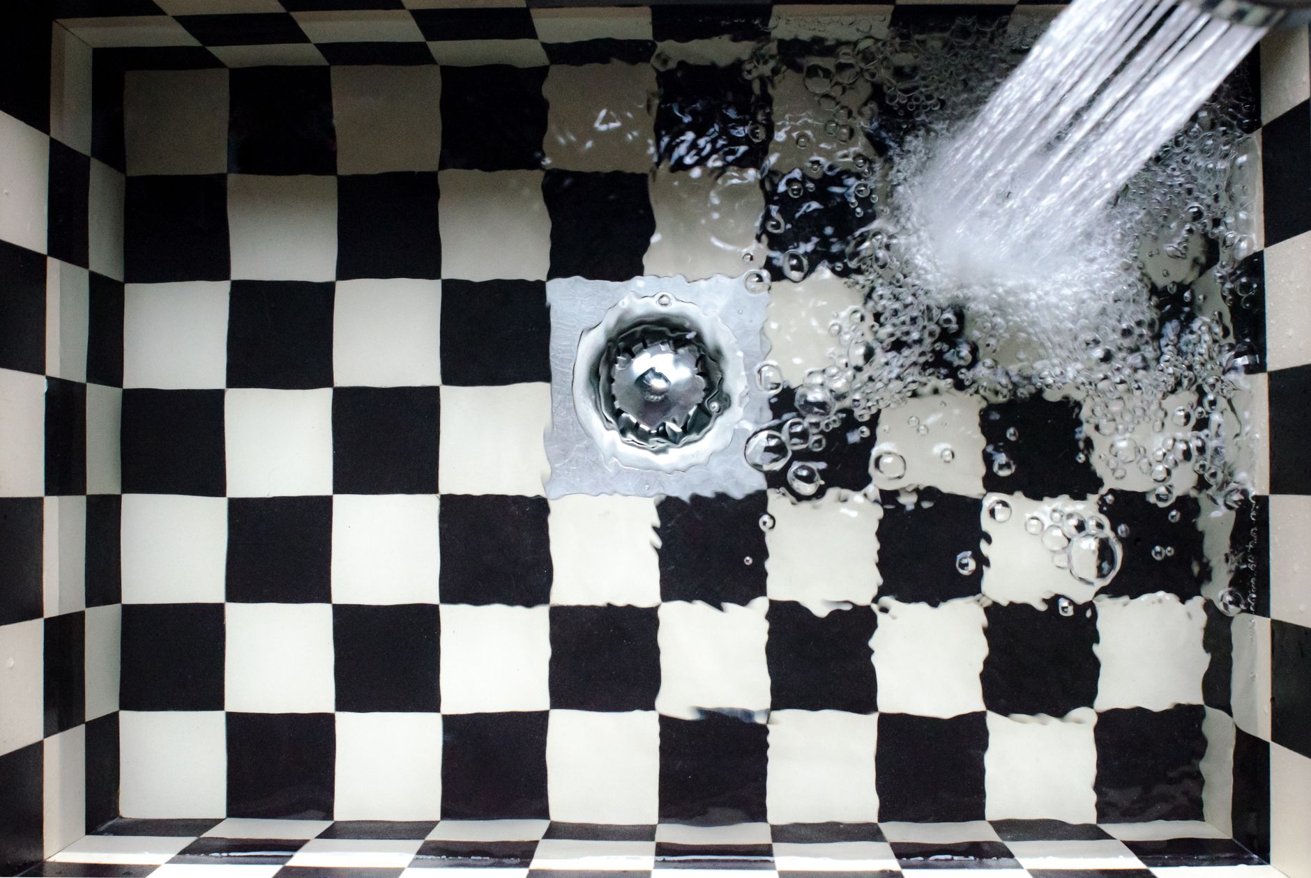 unclog drain, sink, DIY, baking soda vinegar, plunger