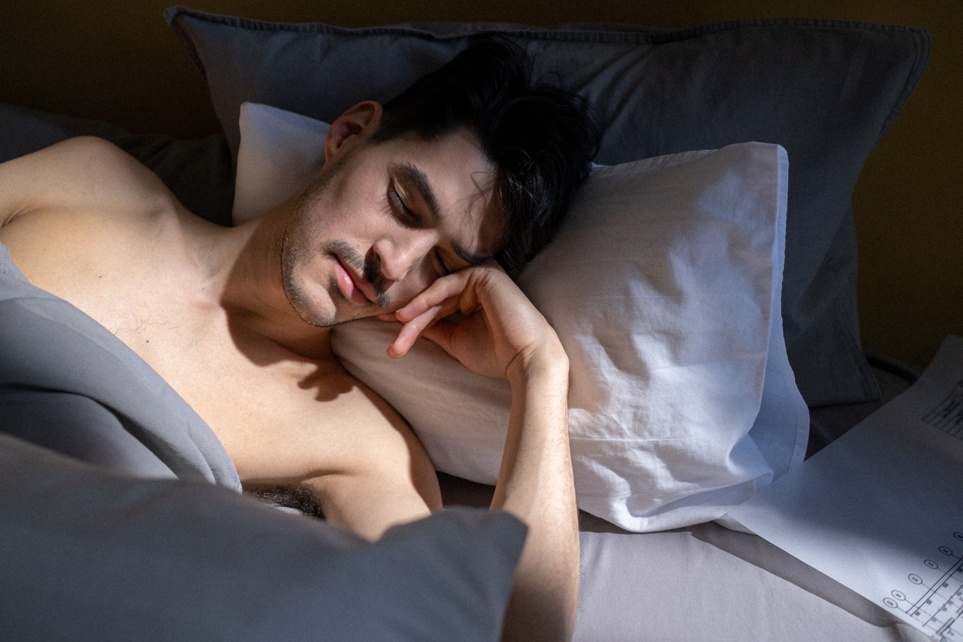 sleep schedule, reset, jet lag, bedtime, circadian rhythm