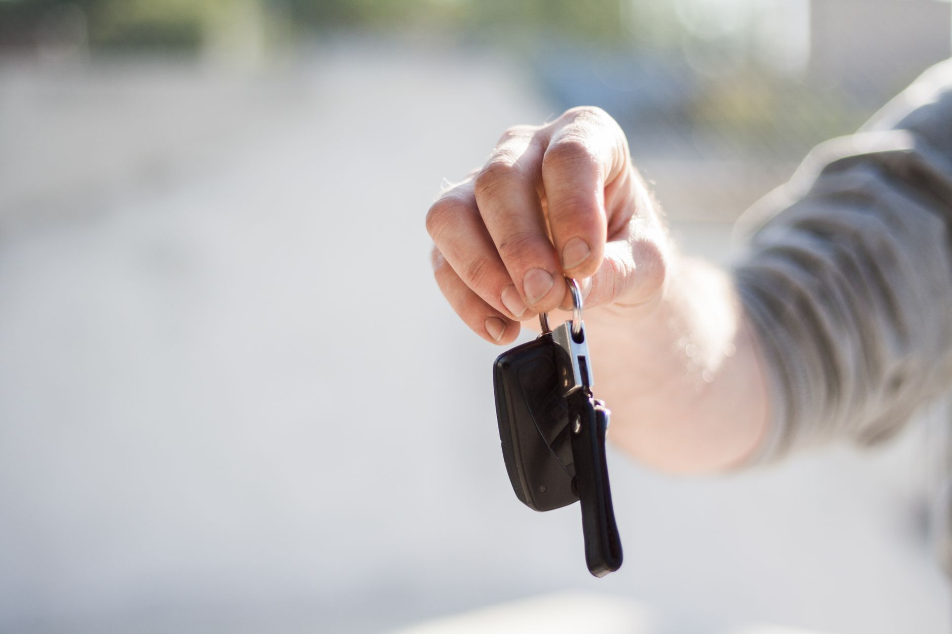 car insurance yearly, monthly payment fee, annual plan, save on auto, billing