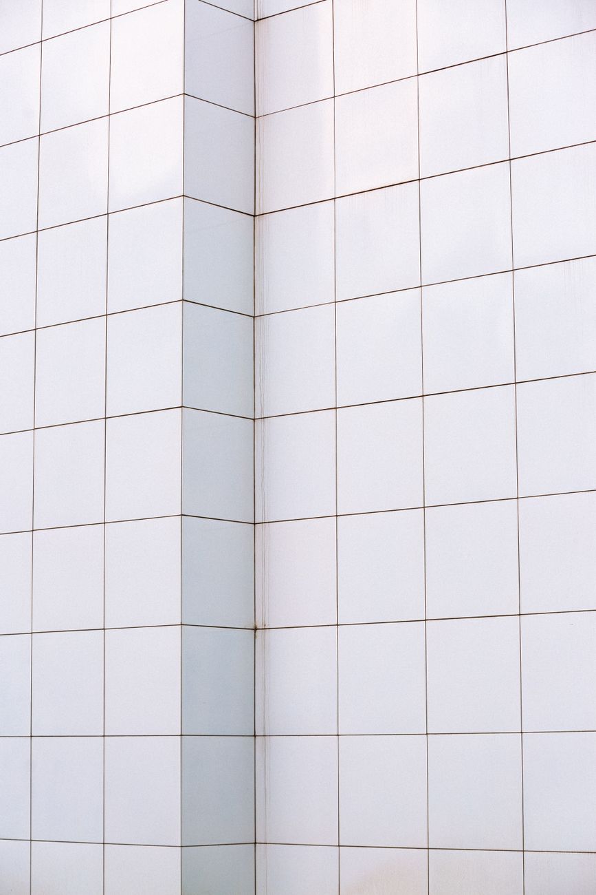 grout cleaning, tile grout, baking soda paste, brighten grout, bathroom tile