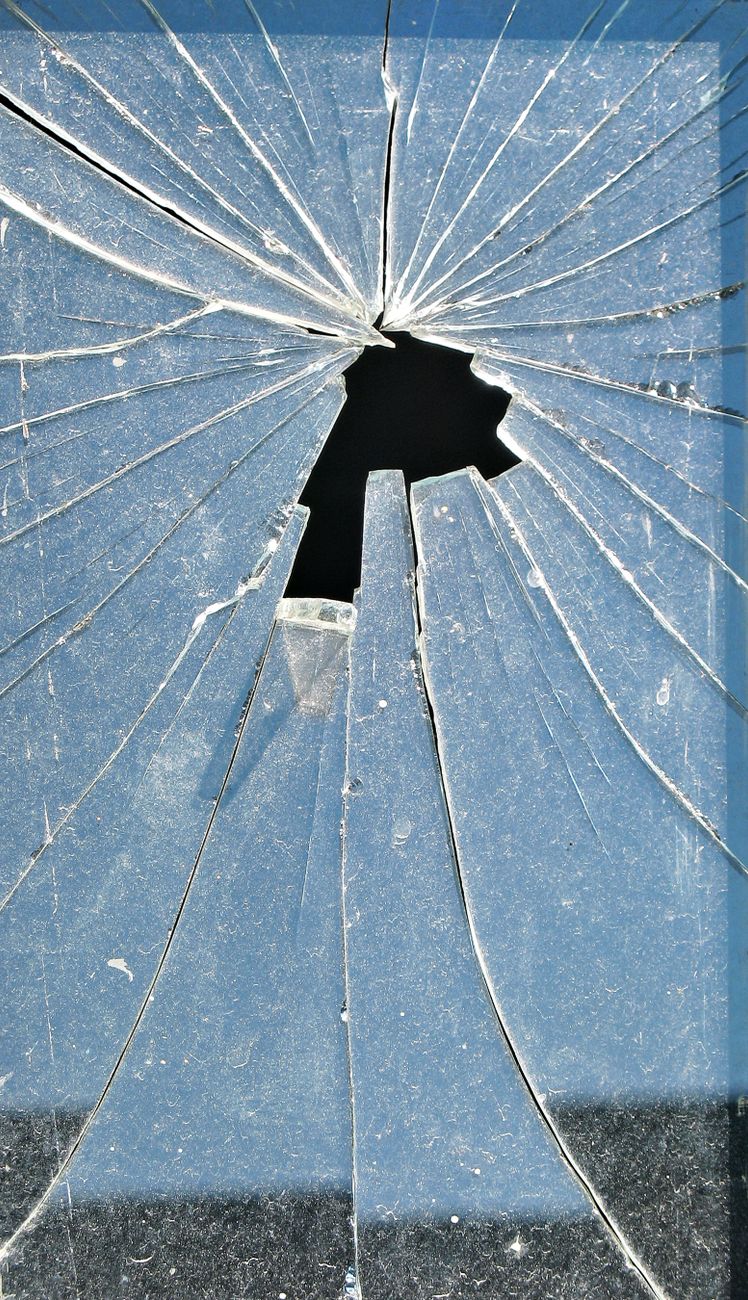 window screen, hole, patch, repair, bug